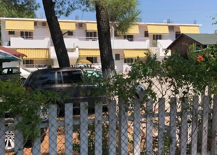 Beachside Apartments Smajlaj