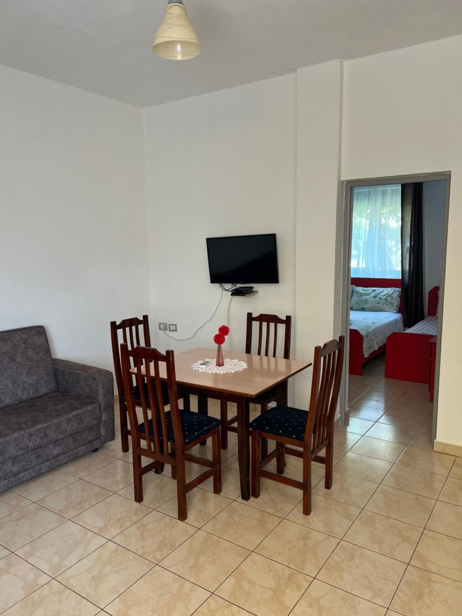 Beachside Smajlaj Leilighet Velipojë